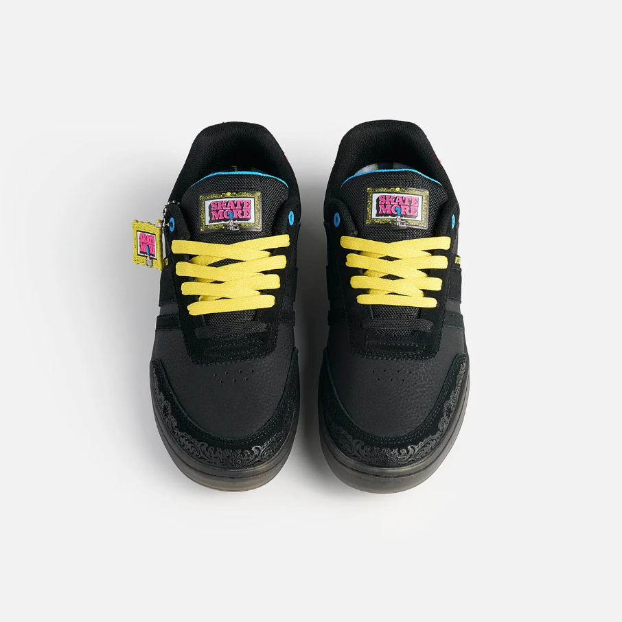 DVS_Milan_ST_Skate_More_Black_Black_pair_top.png