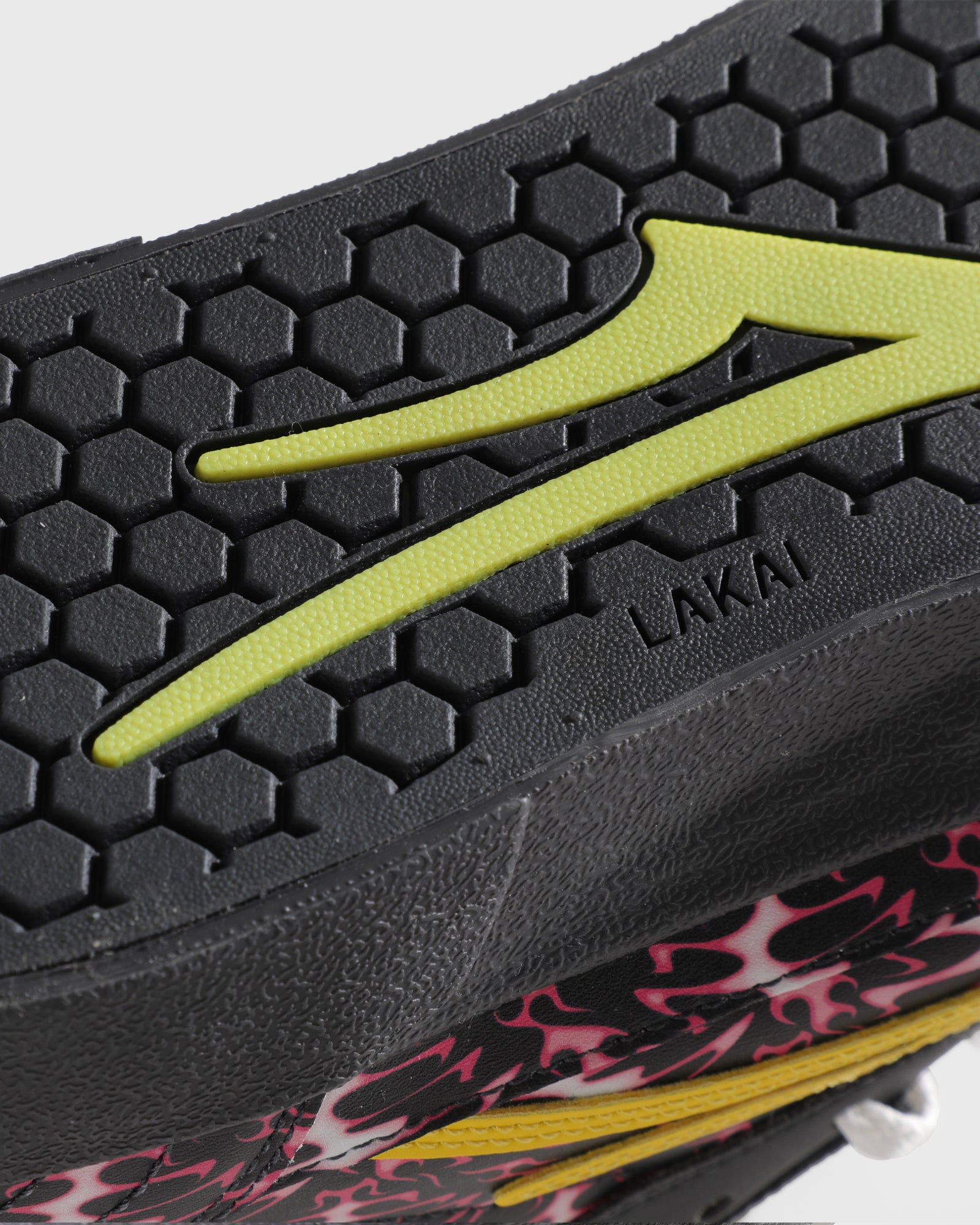 Lakai_x_Ripndip_Cambridge_Pink_Flame_CLOSE_1.jpg