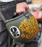 Girl x Joe King Speed Shop Helmet Medium 2.png