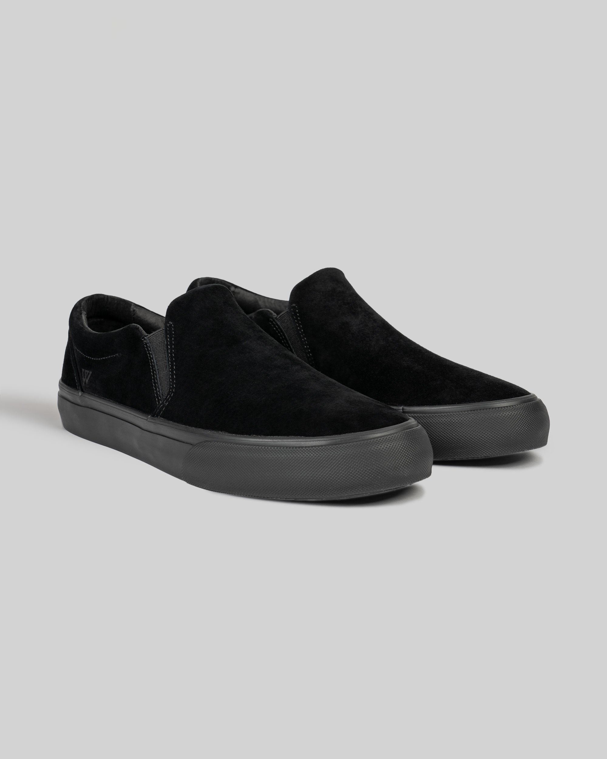 ws_stranger_slip_on_black_black_02.jpg