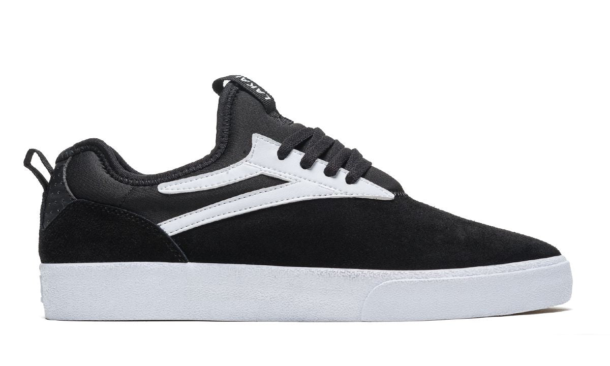 Lakai_Dover_Black_Suede_Side_037a42bb-ec00-41f5-aa0b-f01f2d7e514c.jpg