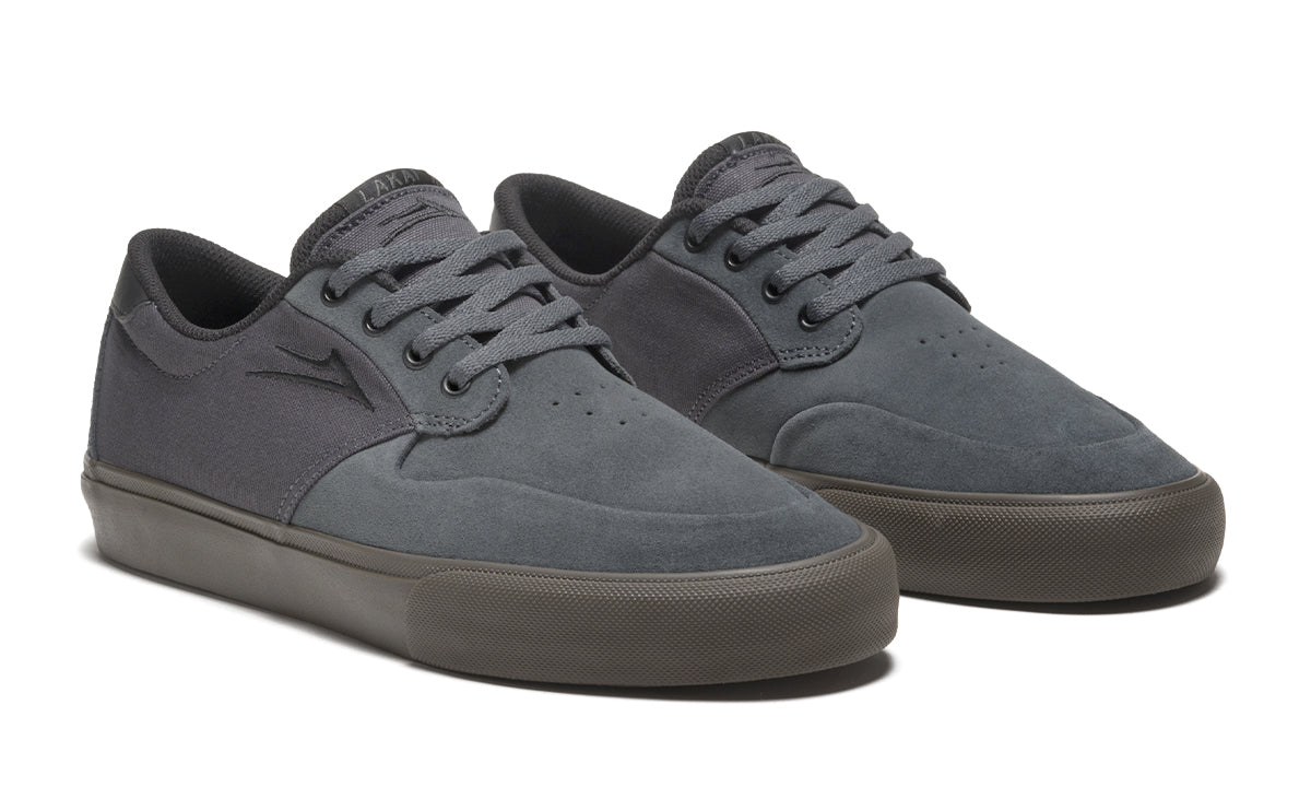 RILEY-3_CHARCOAL-GUM-SUEDE_MS4220094A00_CHGUS_02.jpg