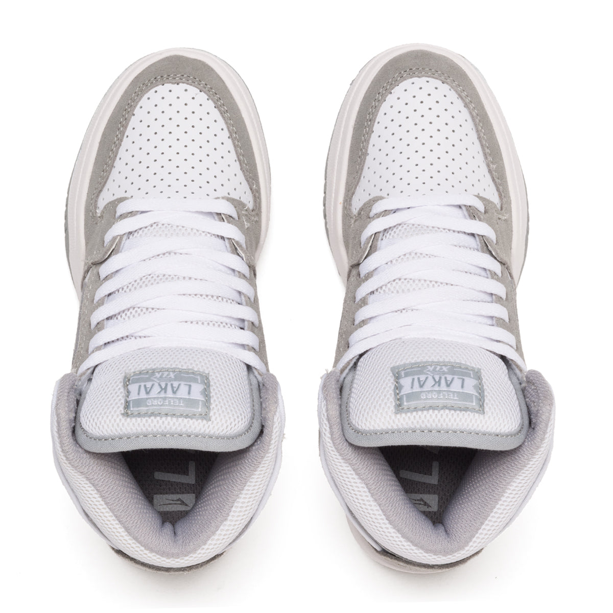 TELFORD-KIDS_LIGHT-GREY-SUEDE_KS1220208B00_LGRYS_03_8755635e-9717-4791-981f-4101520b74bd.jpg