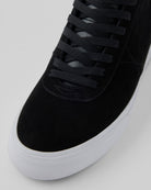 BLK_WHT_MID_CLOSE_TOE.jpg