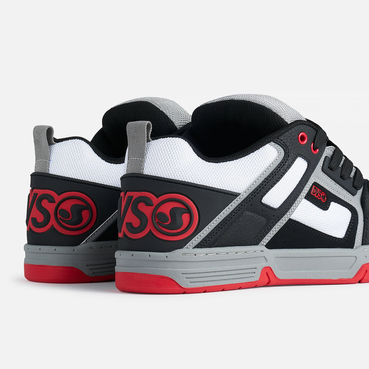 DVS_Comanche_Skate_Shoes_black_white_charcoal_DV01318002_3.jpg