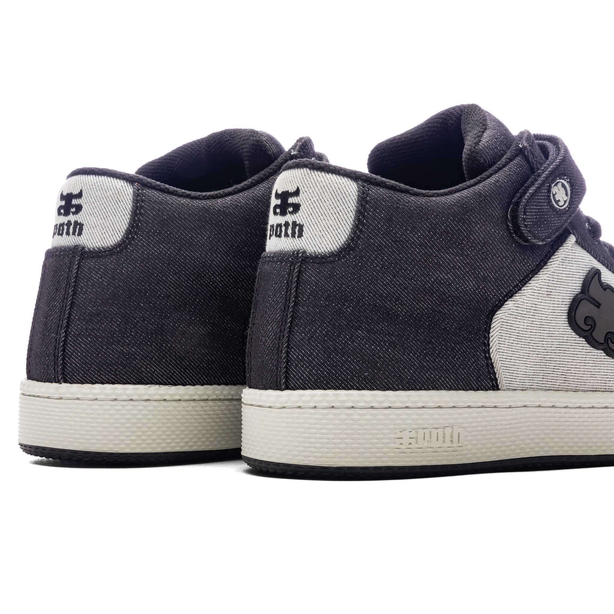 Ipath_Grasshopper_Black_Denim_Hemp4.jpg