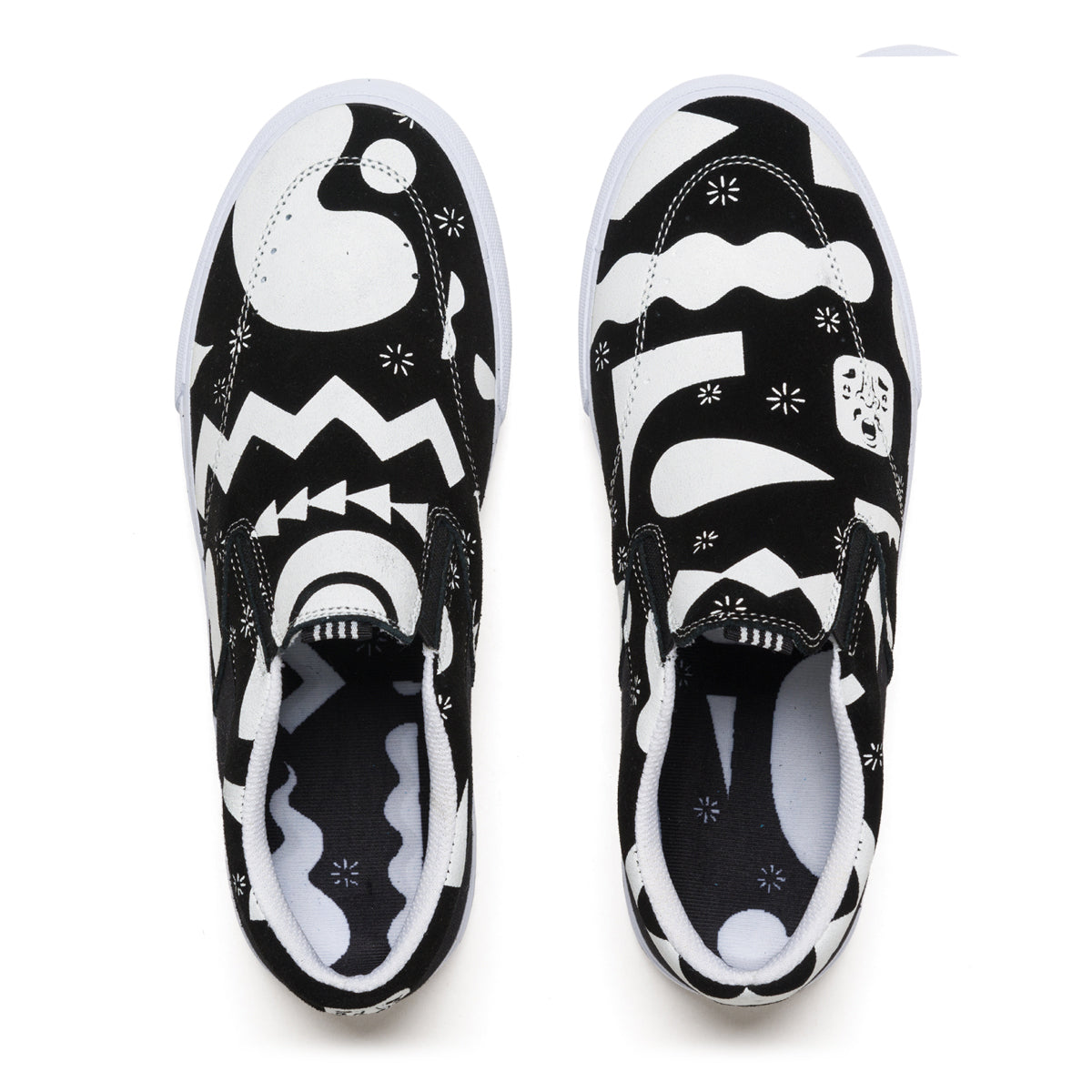 LAKAI_ESOW_OWEN-VLK_BLACK-WHITE-SUEDE_MS2230232A00_BKWTS_03.jpg