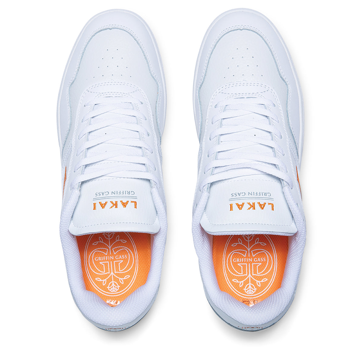 TERRACE_WHITE-LEATHER_MS1240130B00_WHLTR_03.jpg