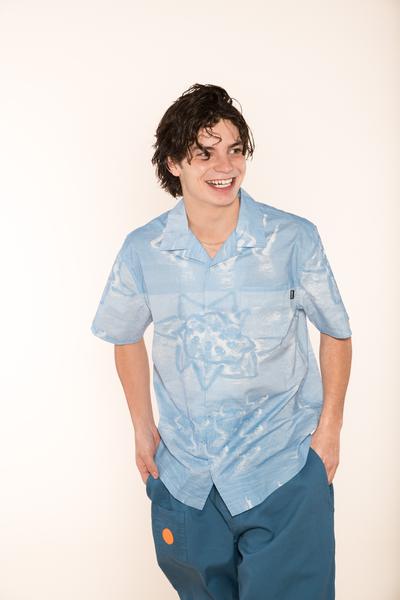 8XyyTfvHRnmDlpQqJCoU_Alltimers_Sync_Up_Button_Up_Blue_Body.jpg