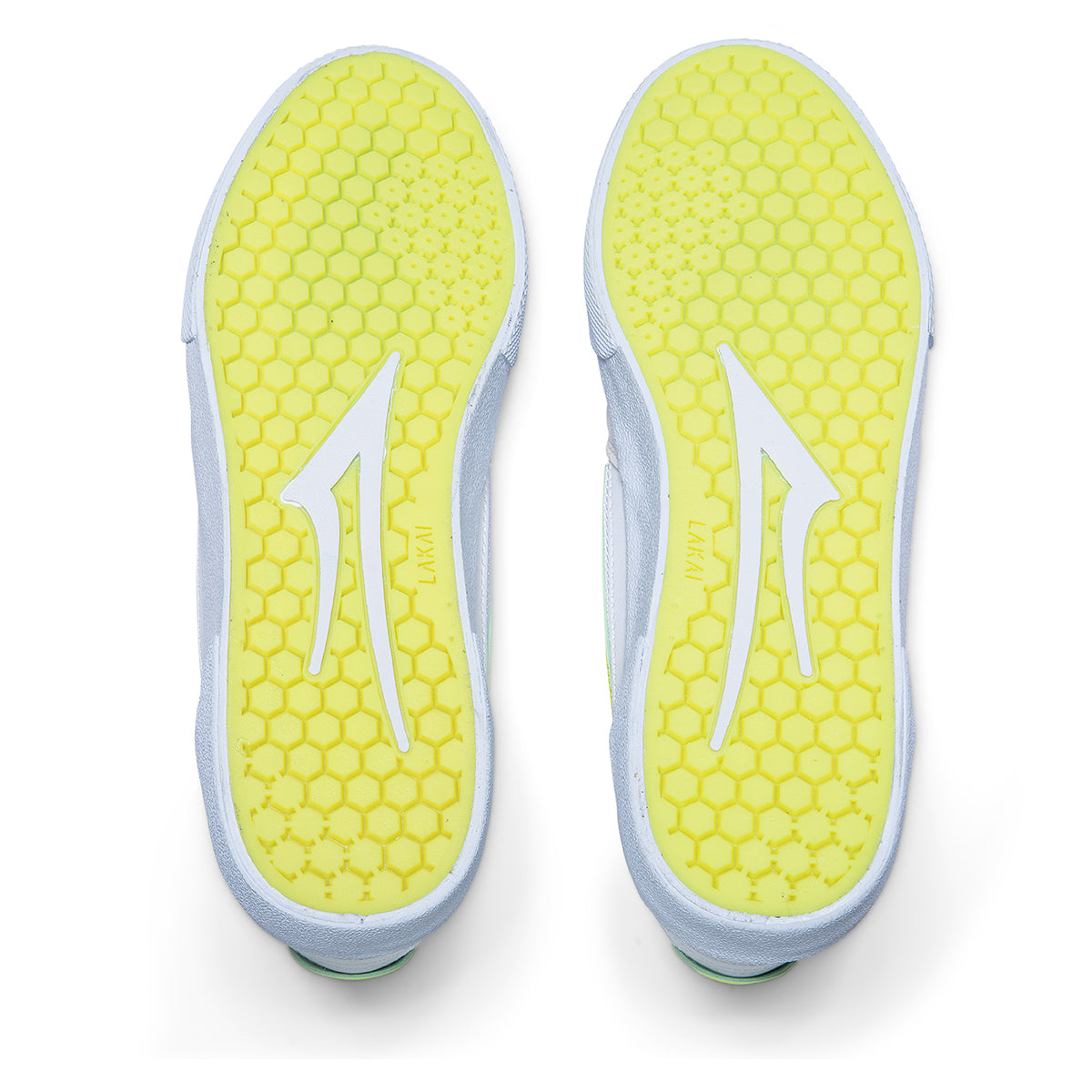 LAKAI_CAMBRIDGE_SKATE_SHOES_White-Suede_MS1240252A00_WHTES_04.jpg