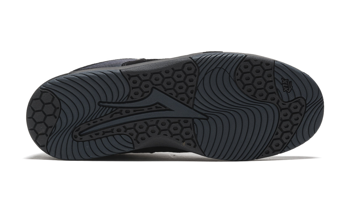 FADE_BLACK-GRADIENT-SUEDE_MS4210258B00_BKGDS_04_6089337d-6fd4-4385-b9f8-b81043bcc161.jpg