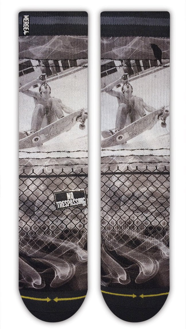 ey2mPmh1SZiLGr1SoJLH_Merge4_Mofo_Cold_One_Classic_Crew_Socks_f9d30f06-22fb-4a91-9f9e-46f8380afb80.jpg